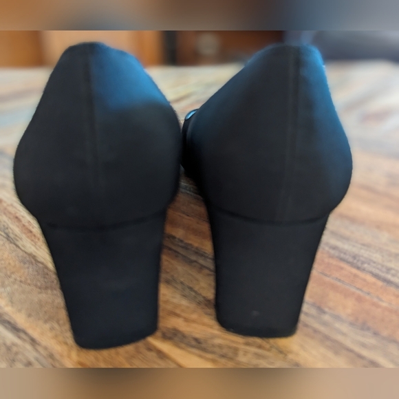 Nina Black pumps with block heel size 6.5 - Picture 3 of 3